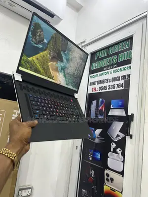 Laptop Alienware 17 R2 24GB Intel Core i9 SSD 1T