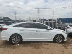 Hyundai Sonata Limited Sedan FWD (2.4L 4cyl 6A) 2017 White
