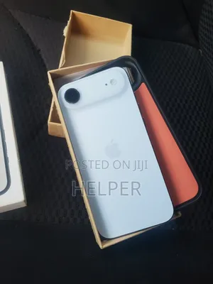 New Apple iPhone 17 256 GB White
