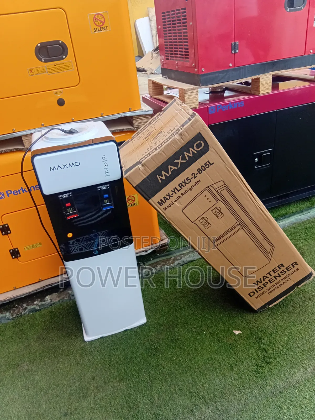 Maxmo Water Dispenser – Modern Water Convenience at Its Best