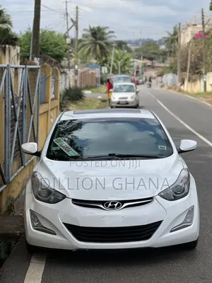 Hyundai Elantra SE 4dr Sedan (1.8L 4cyl 6A) 2015 White