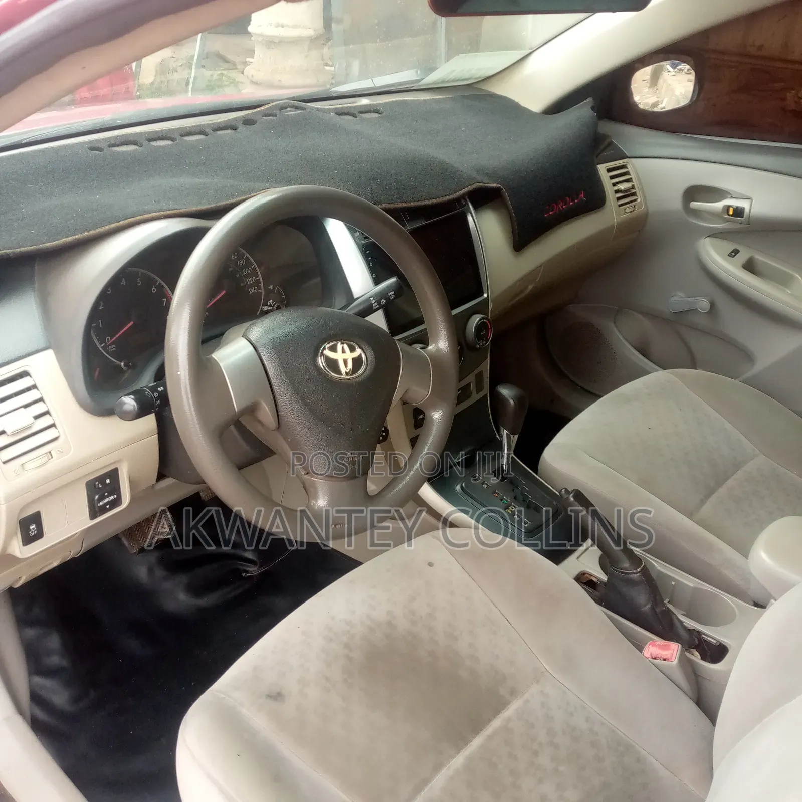 Toyota Corolla 2010 Red