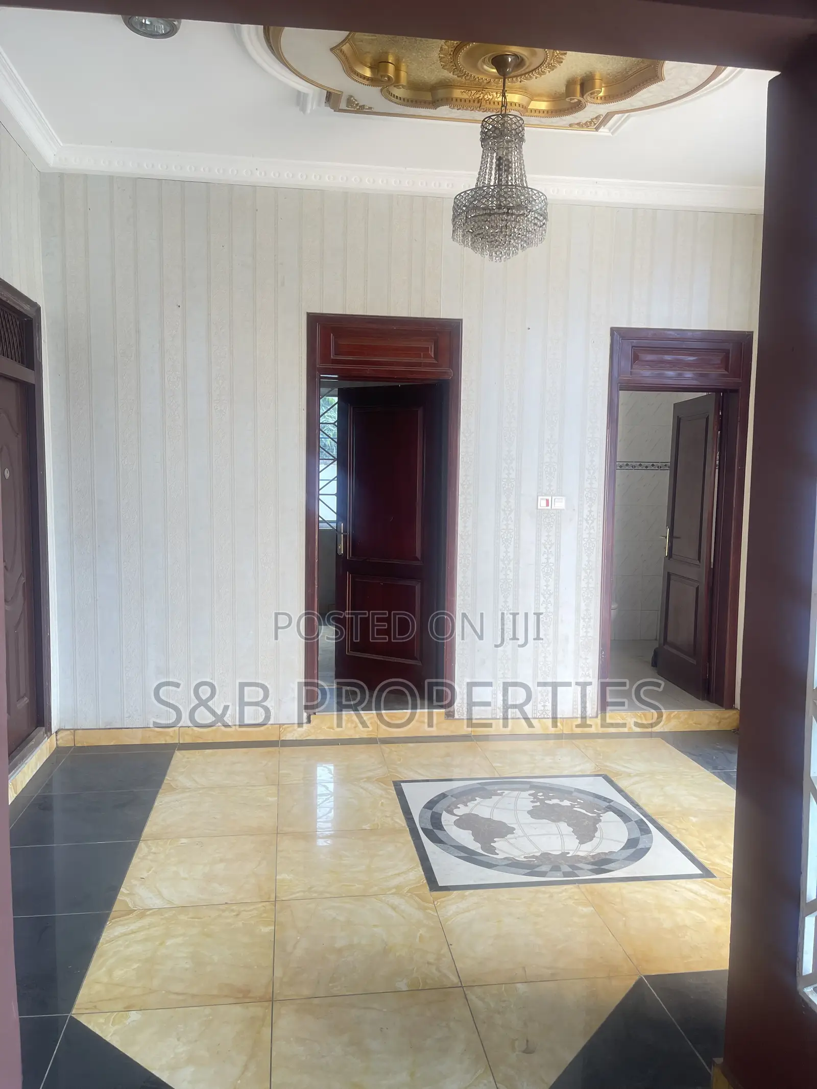 5bdrm Duplex in East Legon for rent