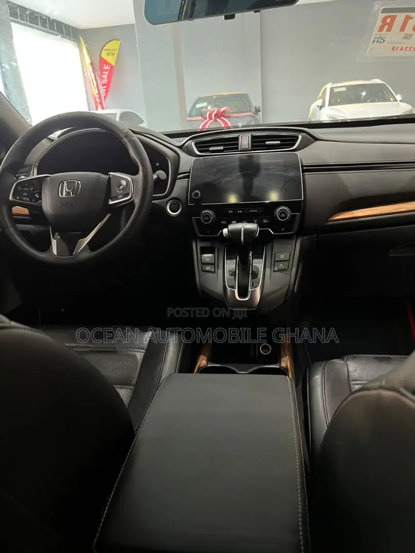 Honda CR-V Touring AWD 2018 Green