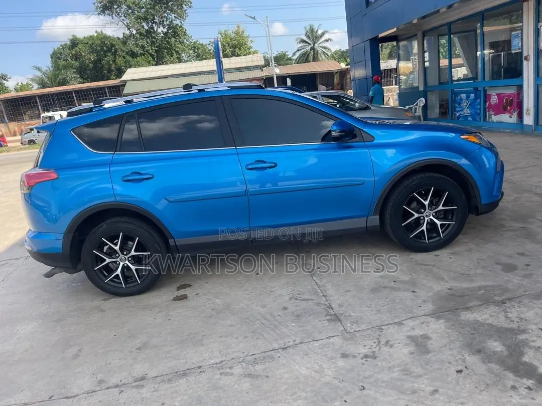 Toyota RAV4 Limited 4dr SUV AWD (2.5L 4cyl 6A) 2018 Blue