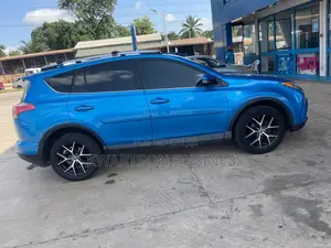 Toyota RAV4 Limited 4dr SUV AWD (2.5L 4cyl 6A) 2018 Blue