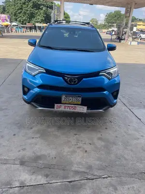 Toyota RAV4 Limited 4dr SUV AWD (2.5L 4cyl 6A) 2018 Blue