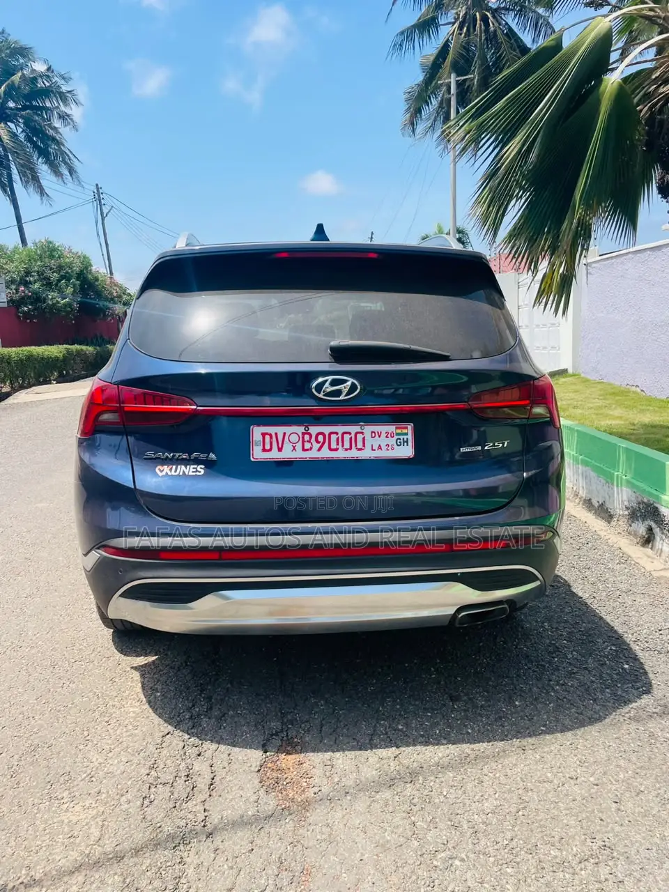 Hyundai Santa Fe SEL 2022 Blue