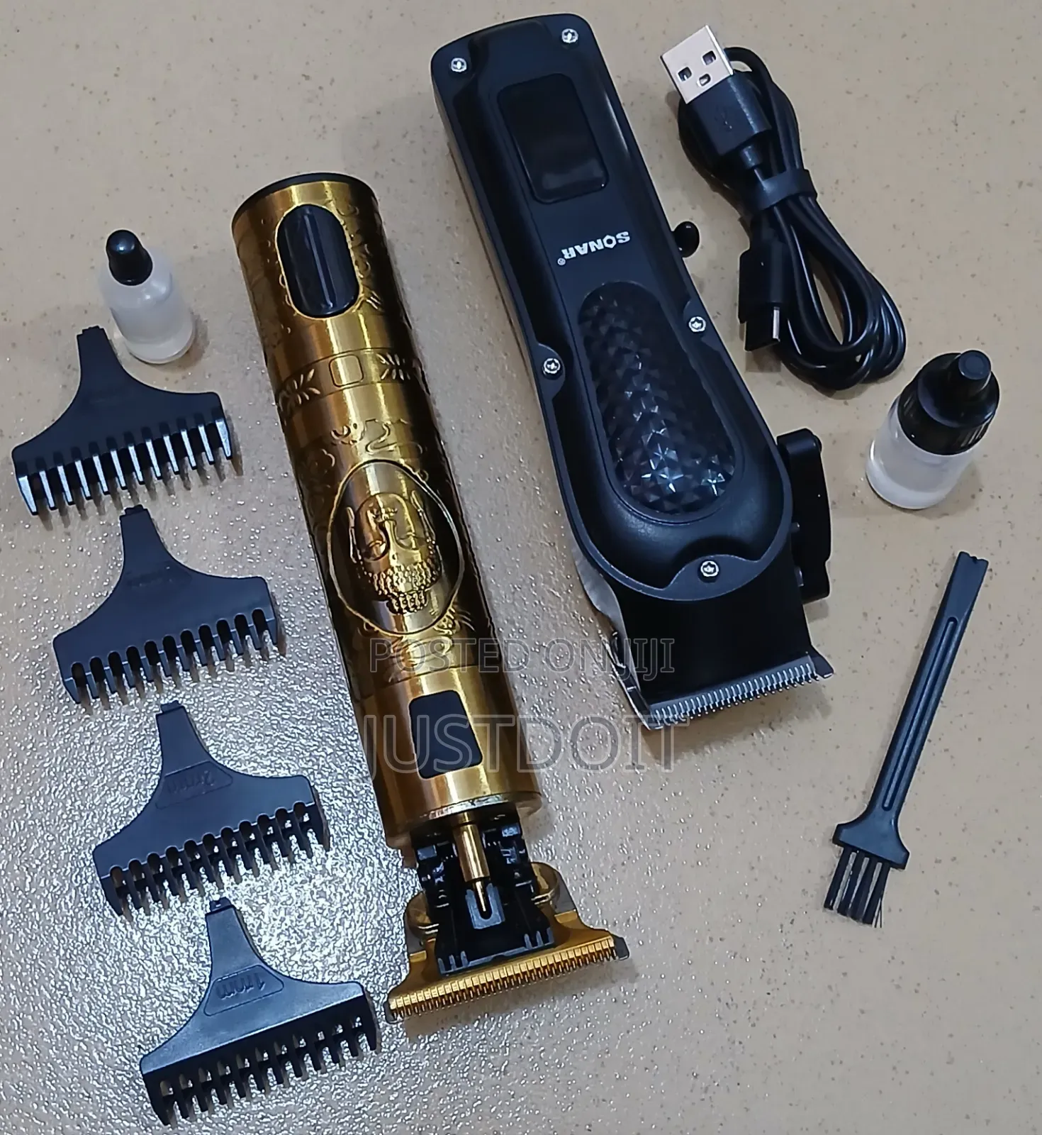 Skin Level Cutting Shaver With Rechargeable Clipper