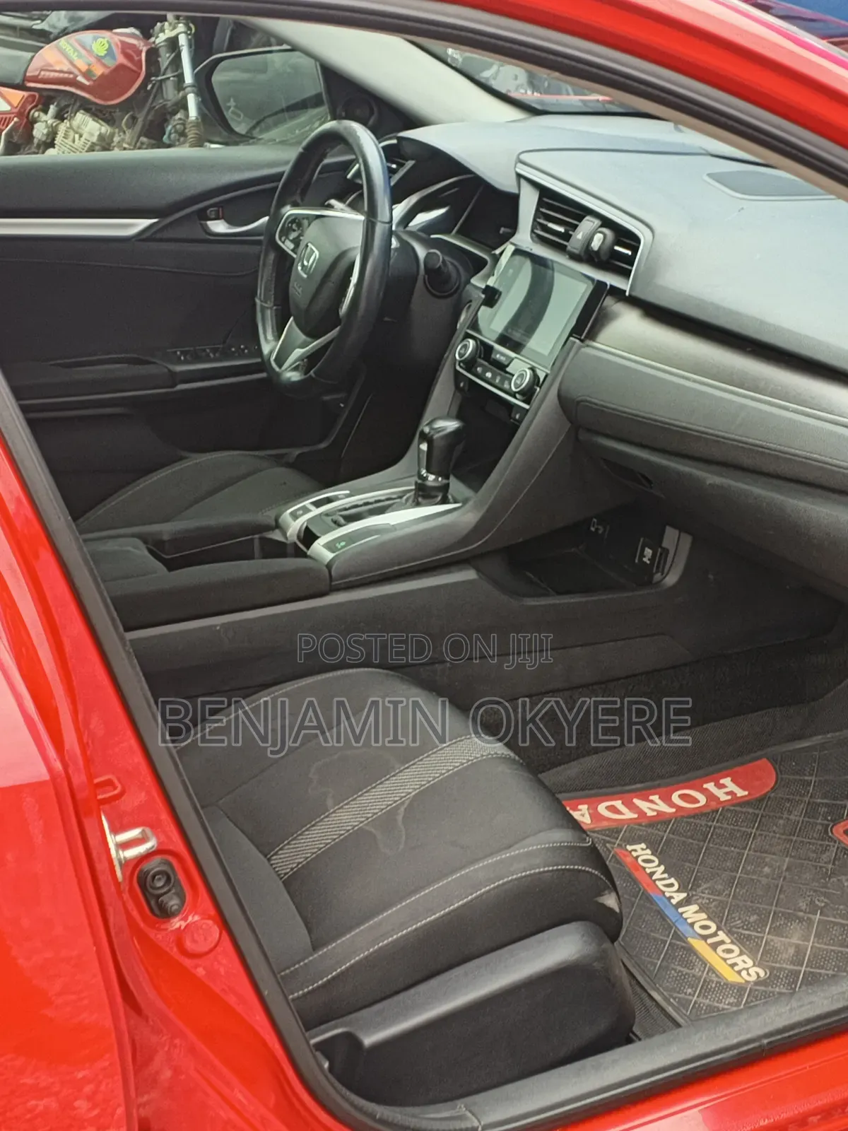 Honda Civic 2018 Red