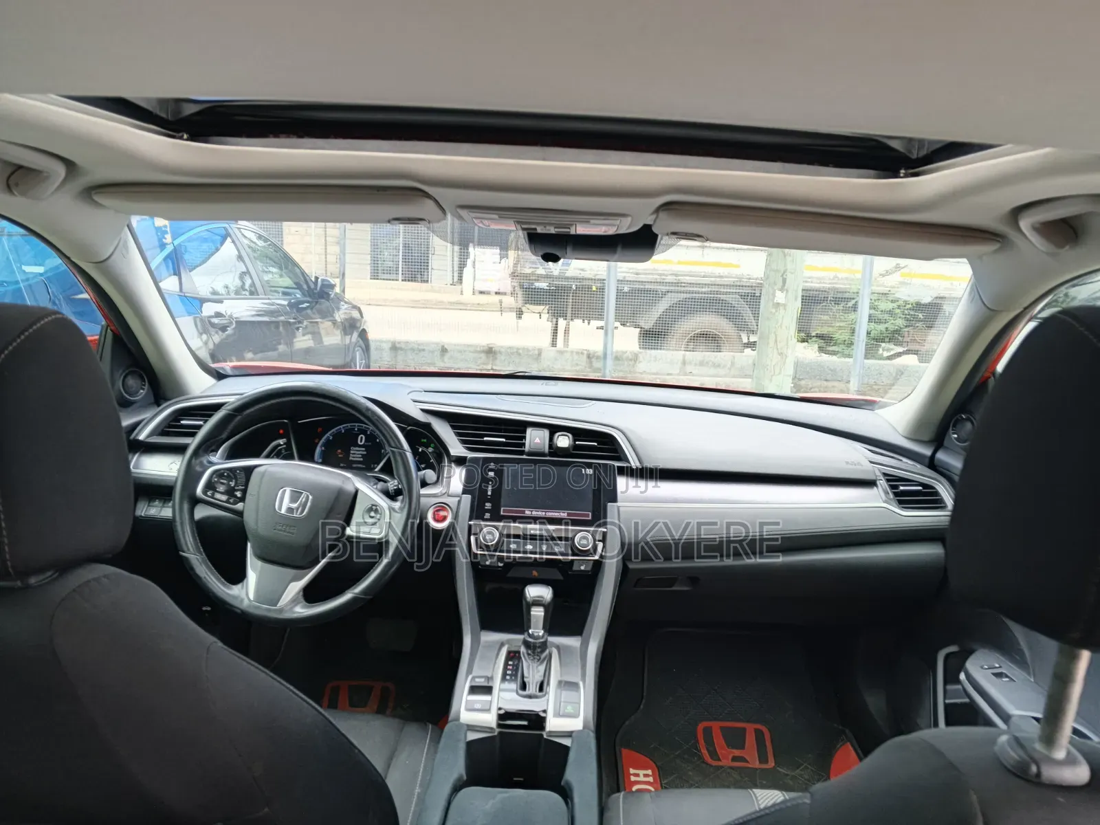 Honda Civic 2018 Red