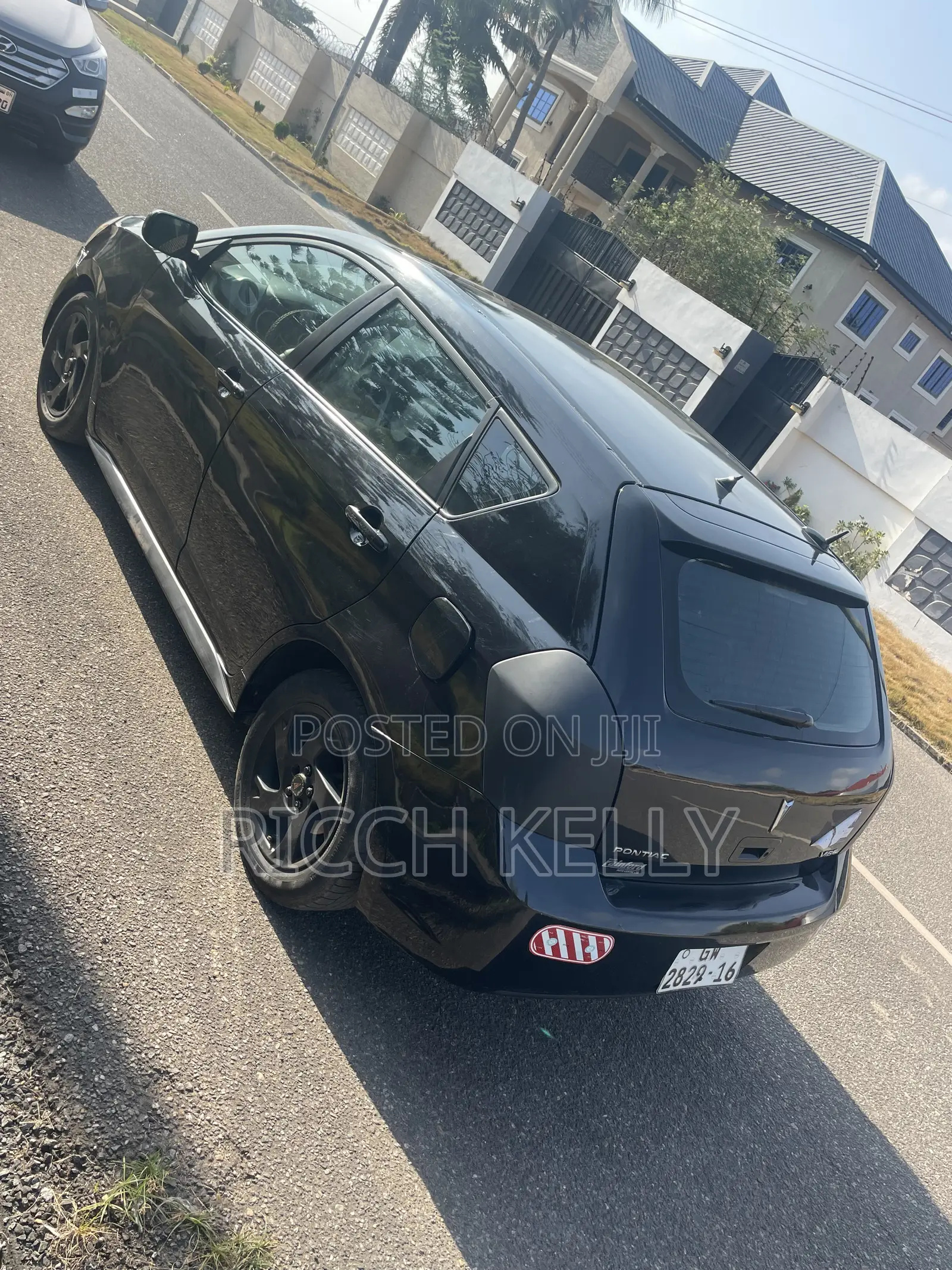 Pontiac Vibe 1.8L 2010 Black