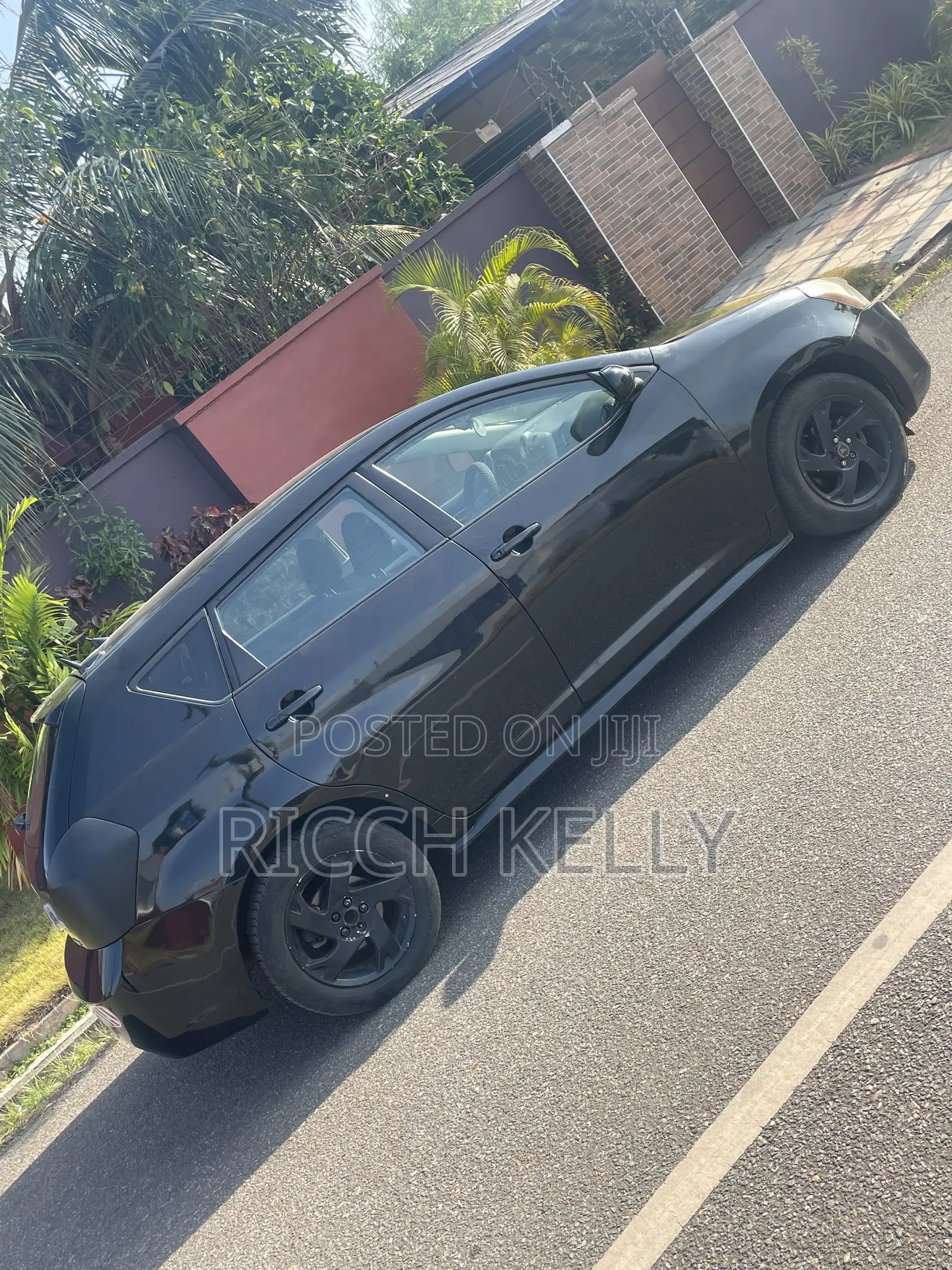 Pontiac Vibe 1.8L 2010 Black