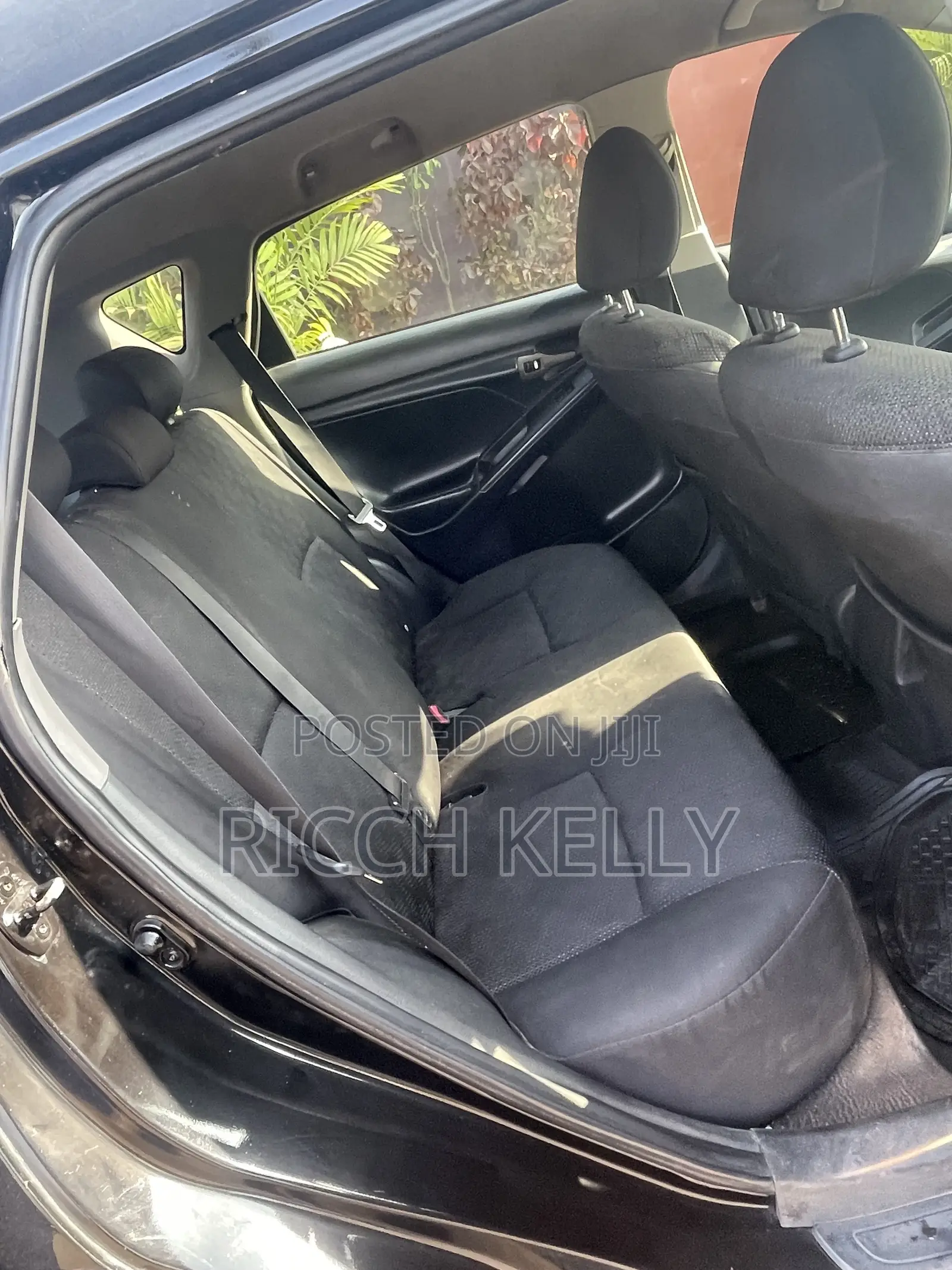 Pontiac Vibe 1.8L 2010 Black