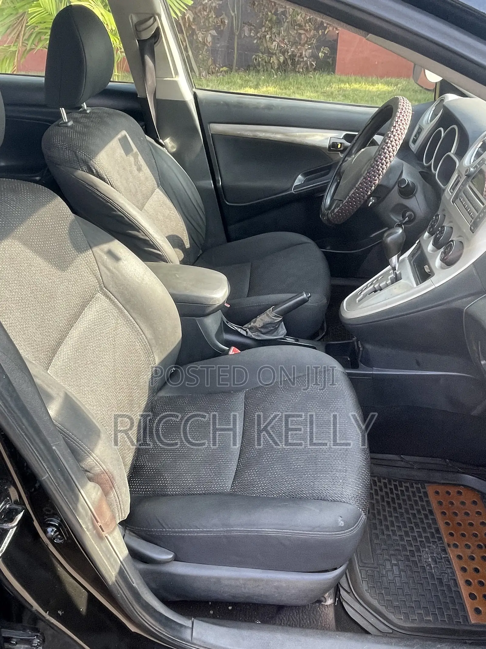 Pontiac Vibe 1.8L 2010 Black