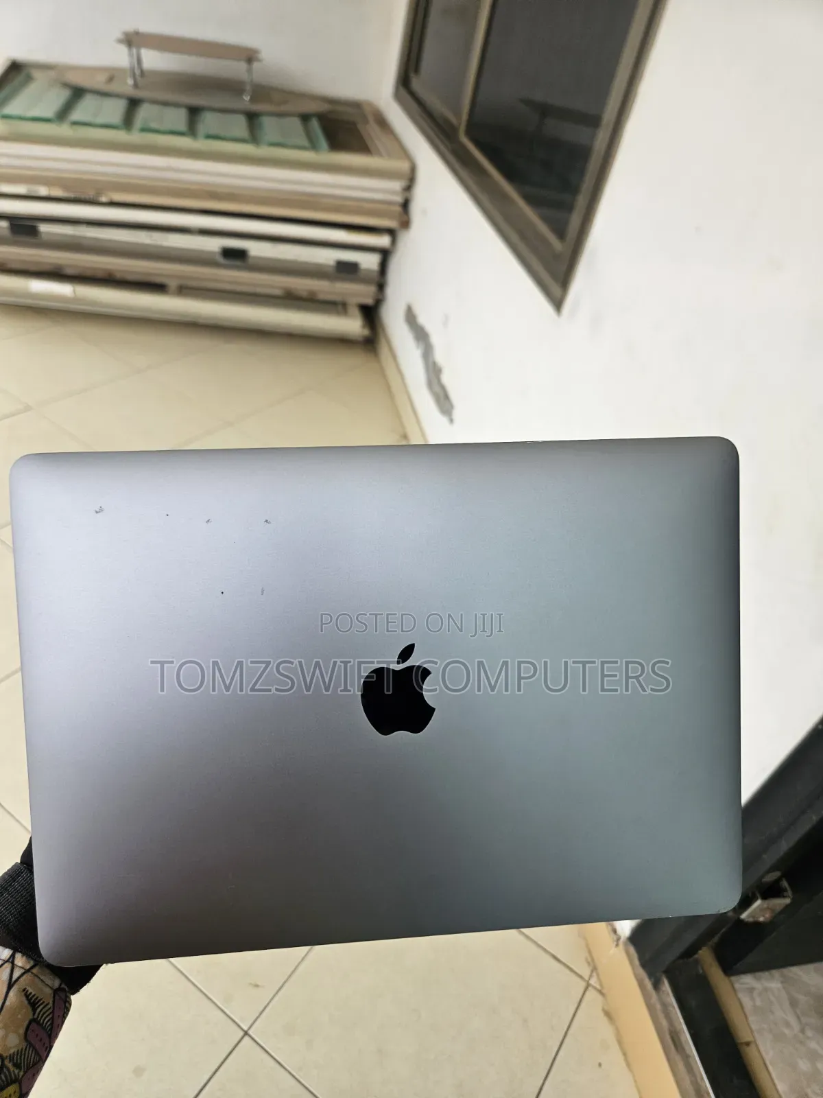 Laptop Apple MacBook Pro 2020 16GB Apple M1 SSHD (Hybrid) 512GB