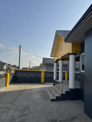 3bdrm House in Adom Estate, Community 25 for rent