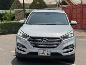 Hyundai Tucson 2016 Silver