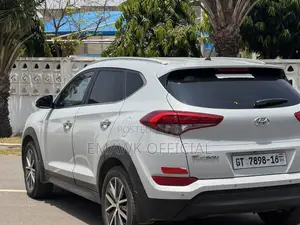 Hyundai Tucson 2016 Silver