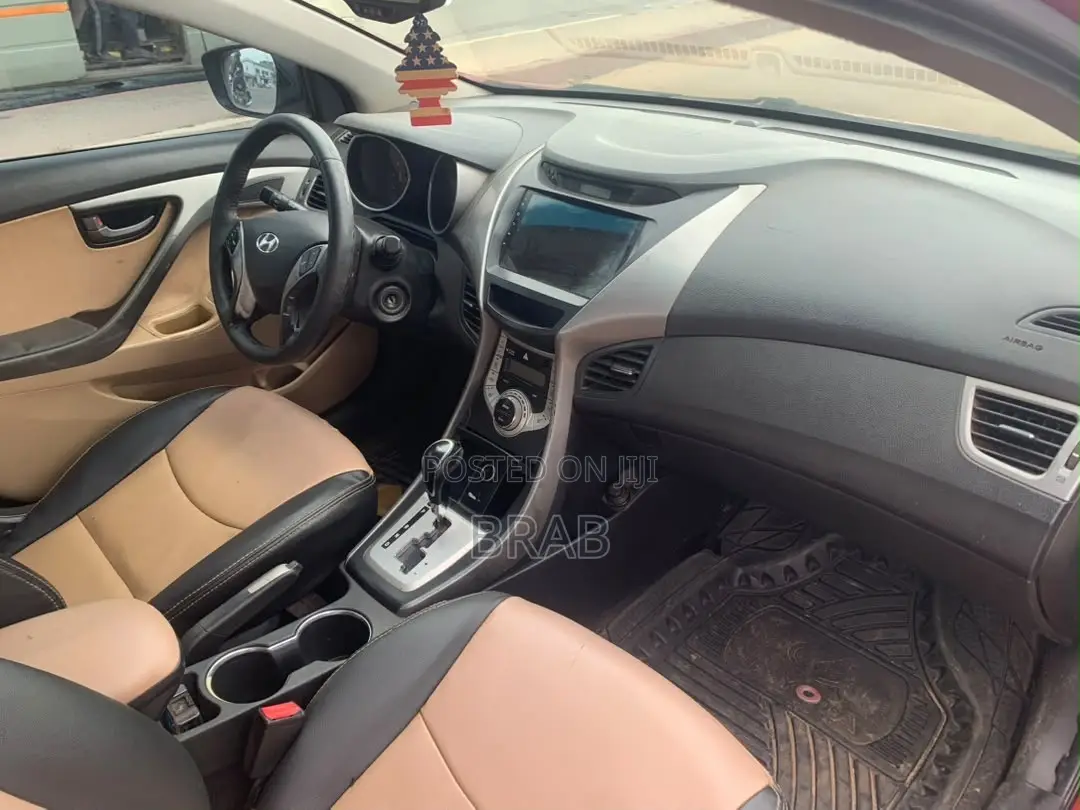 Hyundai Elantra GLS Sedan FWD (1.8L 4cyl 6A) 2013 Red
