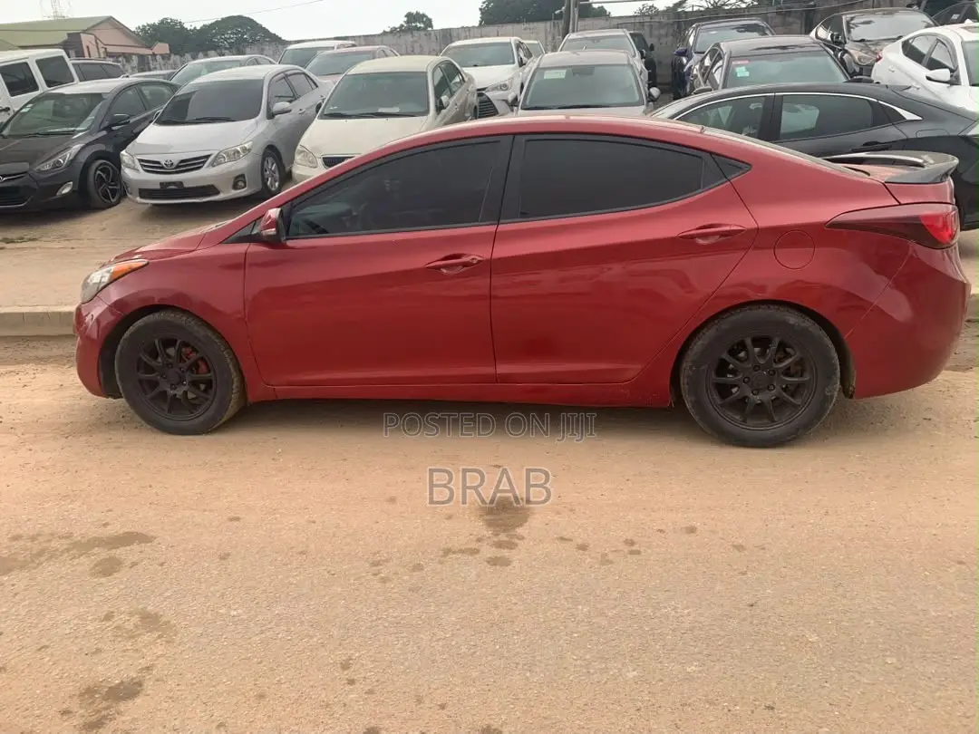 Hyundai Elantra GLS Sedan FWD (1.8L 4cyl 6A) 2013 Red