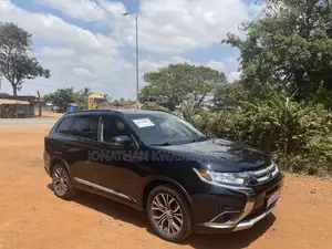 Mitsubishi Outlander SEL FWD 2016 Black