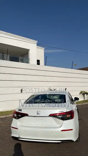 Honda Civic Touring 2022 White