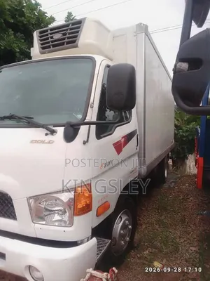 Hyundai Might 2007 White