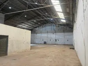 700 SQM Warehouse at North Kaneshie Industrial Area for Rent