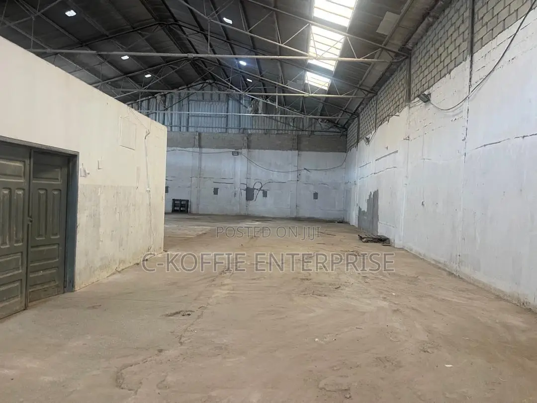 700 SQM Warehouse at North Kaneshie Industrial Area for Rent