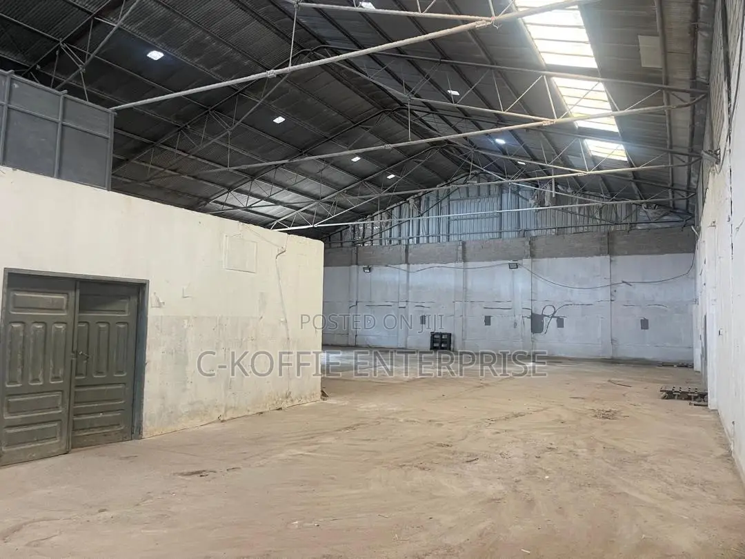 700 SQM Warehouse at North Kaneshie Industrial Area for Rent
