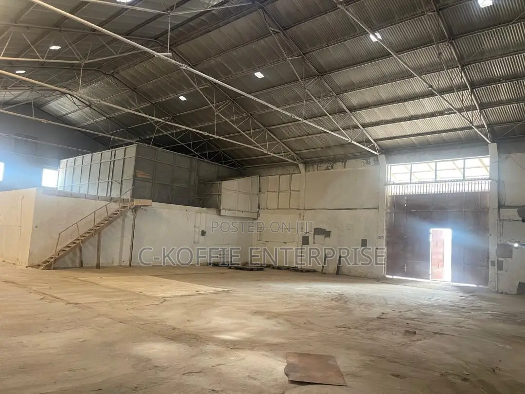 700 SQM Warehouse at North Kaneshie Industrial Area for Rent