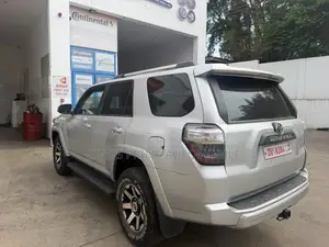 Toyota 4-Runner 2017 Silver