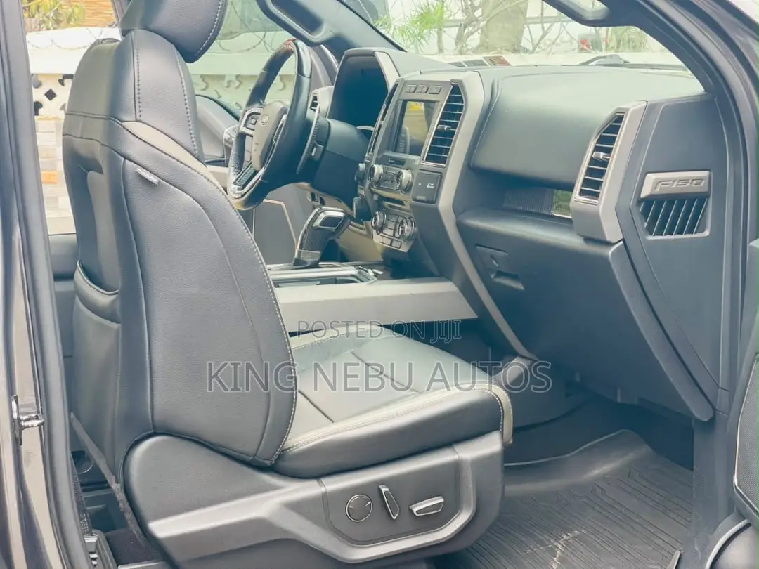 Ford F-150 Raptor 4x4 SuperCab Styleside 5.5 ft. box 133 in. WB 2019 Black