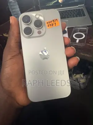 Apple iPhone 15 Pro 128 GB Gray