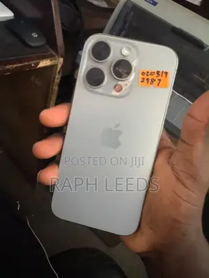 Apple iPhone 15 Pro 128 GB Gray