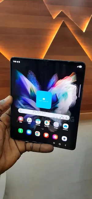 New Samsung Galaxy Z Fold4 256 GB Black
