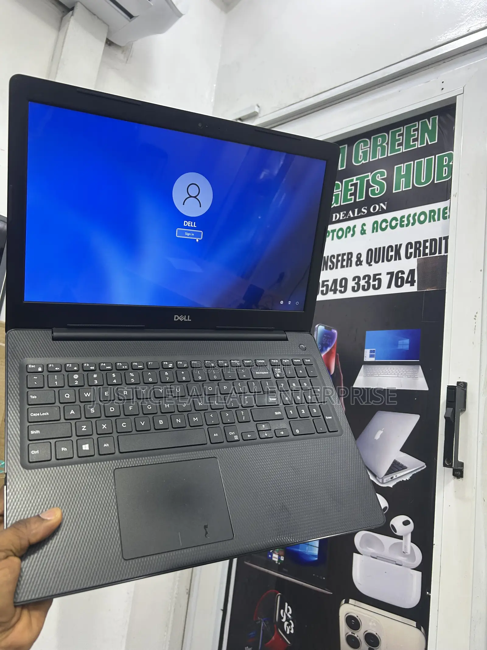 Laptop Dell Inspiron 15 3582 8GB Intel Core i3 SSD 128GB