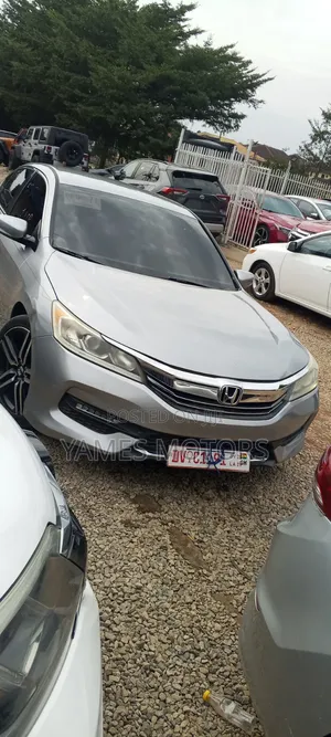 Honda Accord Sport 4dr Sedan FWD (2.4L 4cyl 2A) 2017 Silver