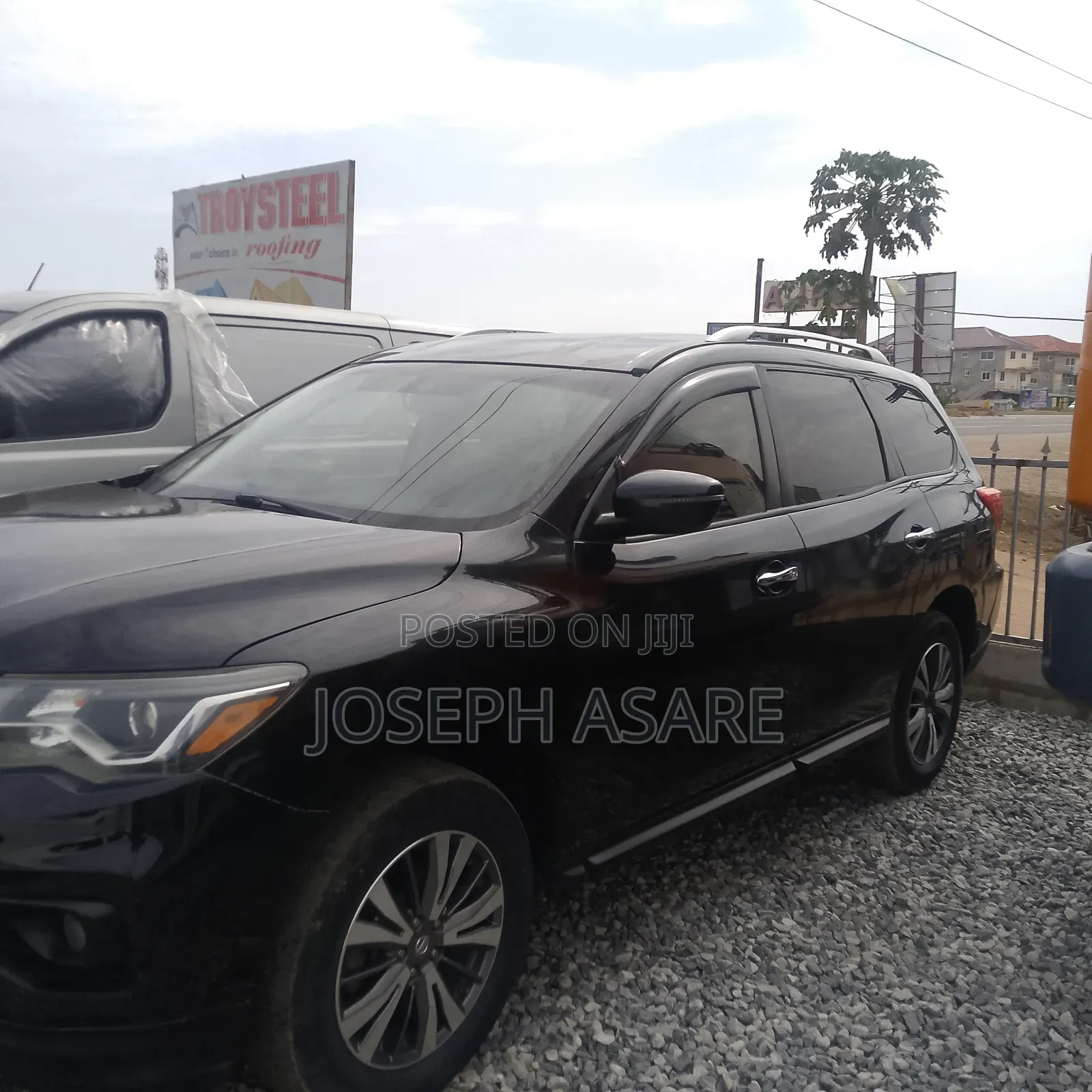 Nissan Pathfinder 2018 Black