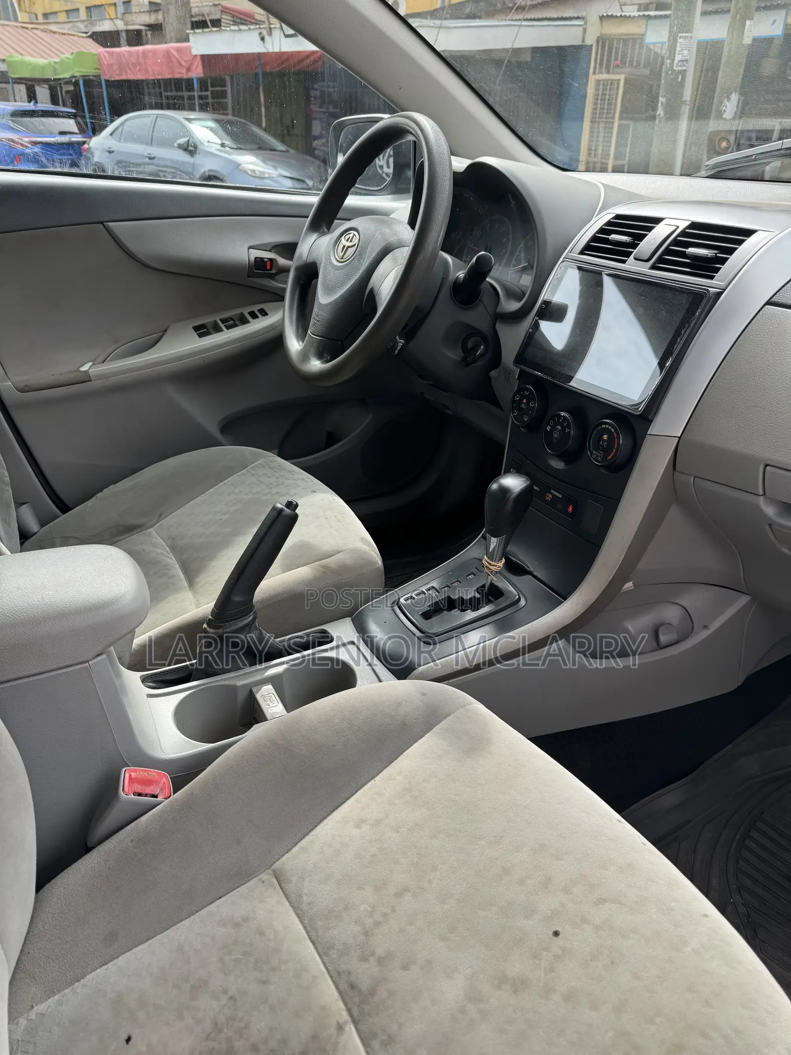 Toyota Corolla LE 4dr Sedan (1.8L 4 cyl 4A) 2009 Silver