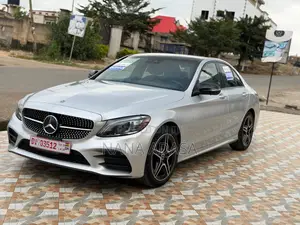 Mercedes-Benz C300 2021 Silver