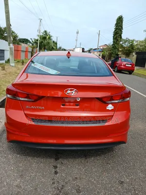 Hyundai Elantra ECO Sedan FWD (1.4L 4cyl 7A) 2017 Orange