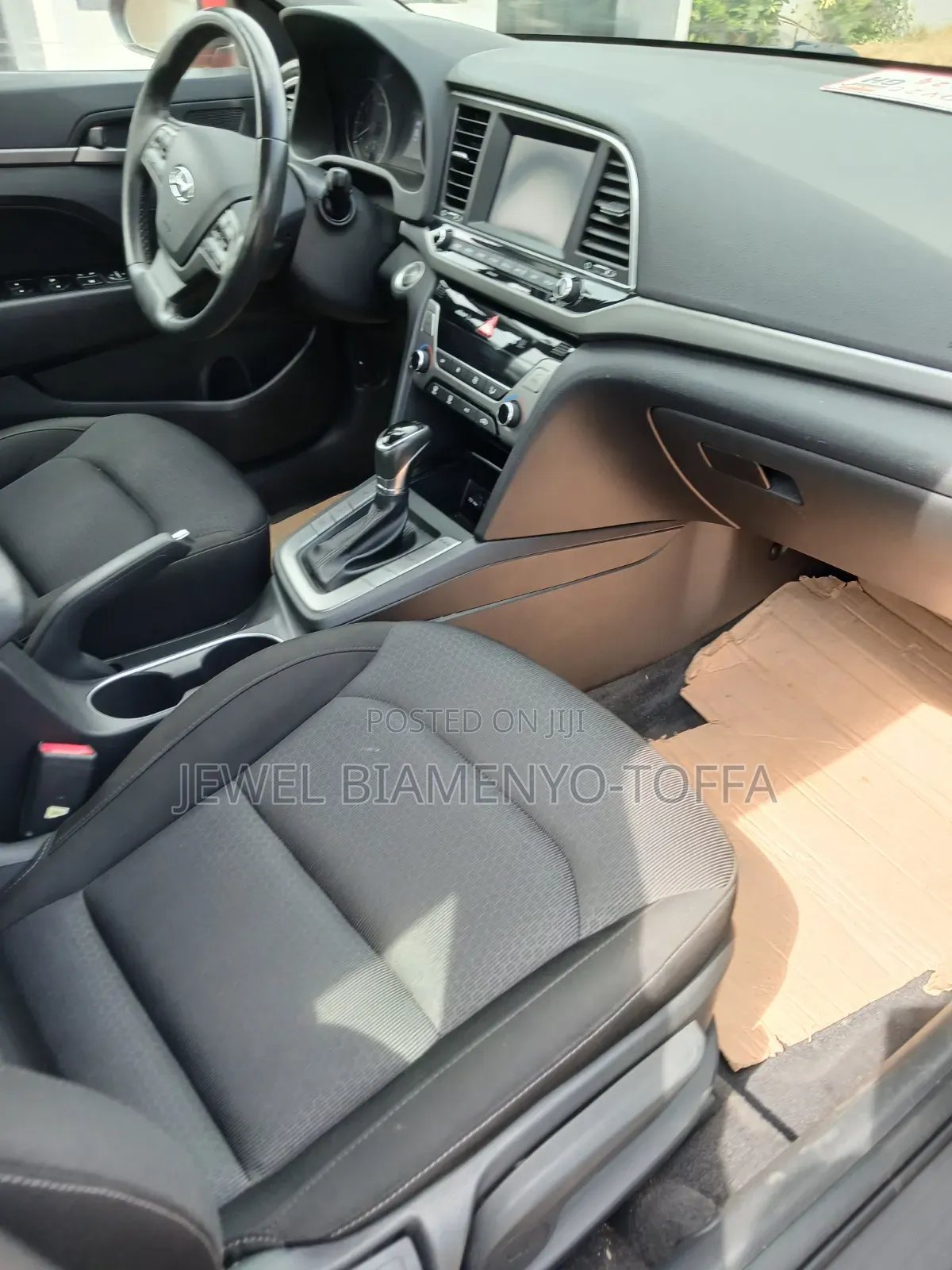 Hyundai Elantra ECO Sedan FWD (1.4L 4cyl 7A) 2017 Orange