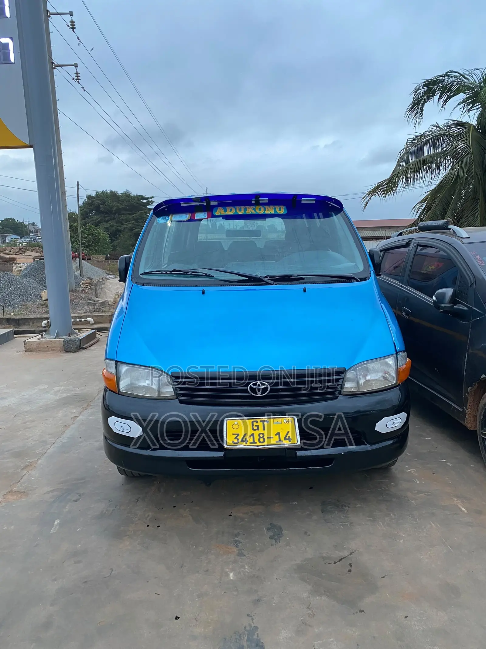 Toyota HiAce 2001 Blue