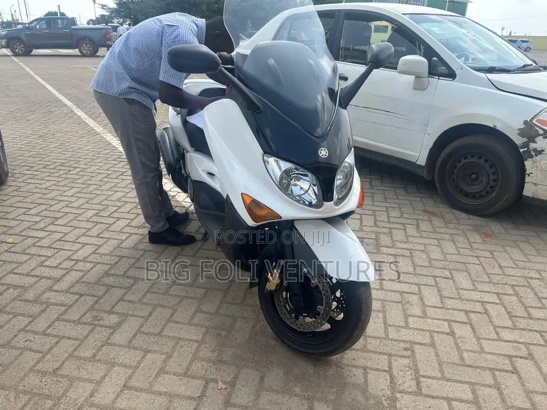 Yamaha 2014 White