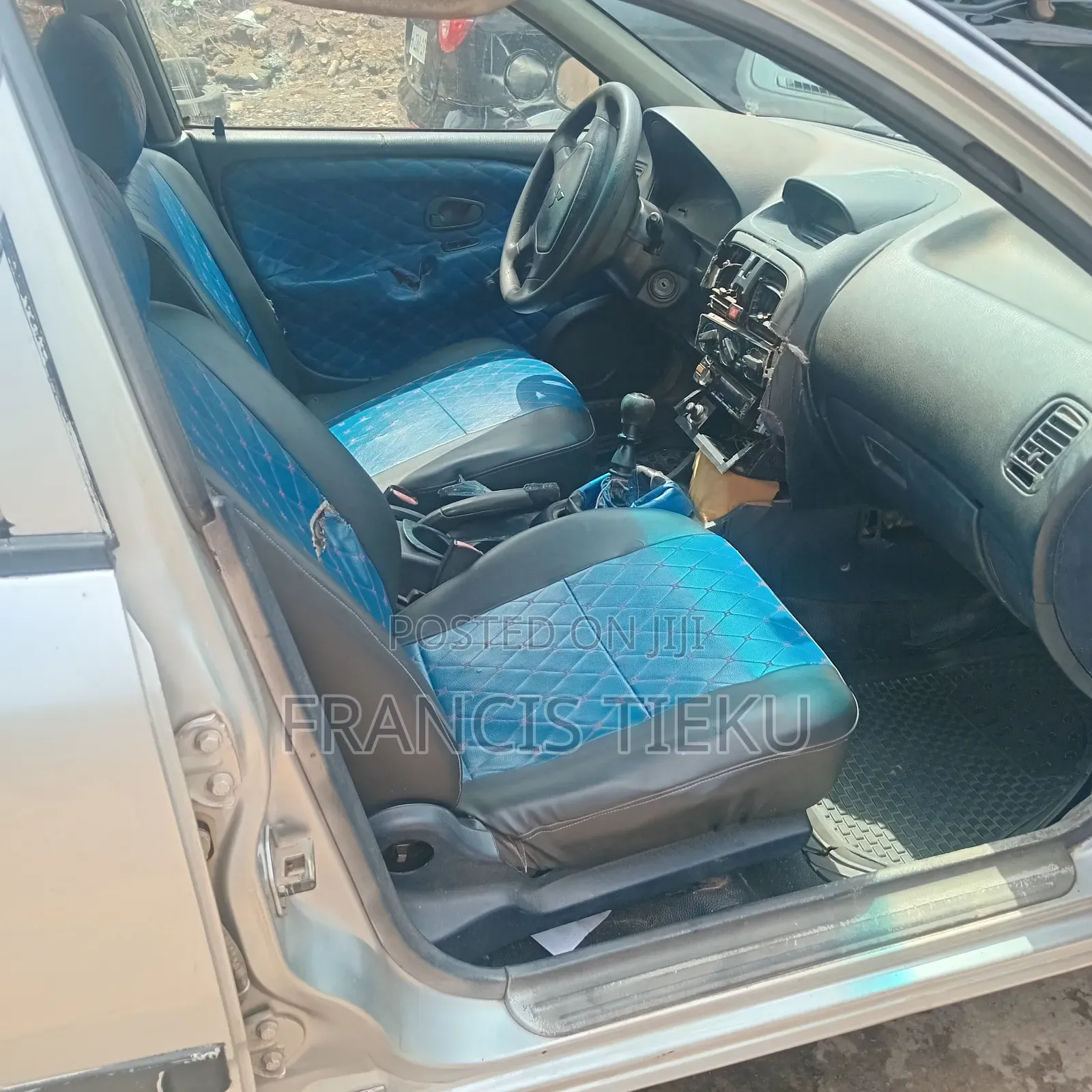 Mitsubishi Carisma 2005 Gray
