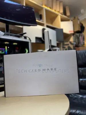 Laptop Alienware M16 R2 32GB Intel Core Ultra 9 SSD 1T