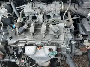 Nissan Sentra Engine and Gearbox and Control Board