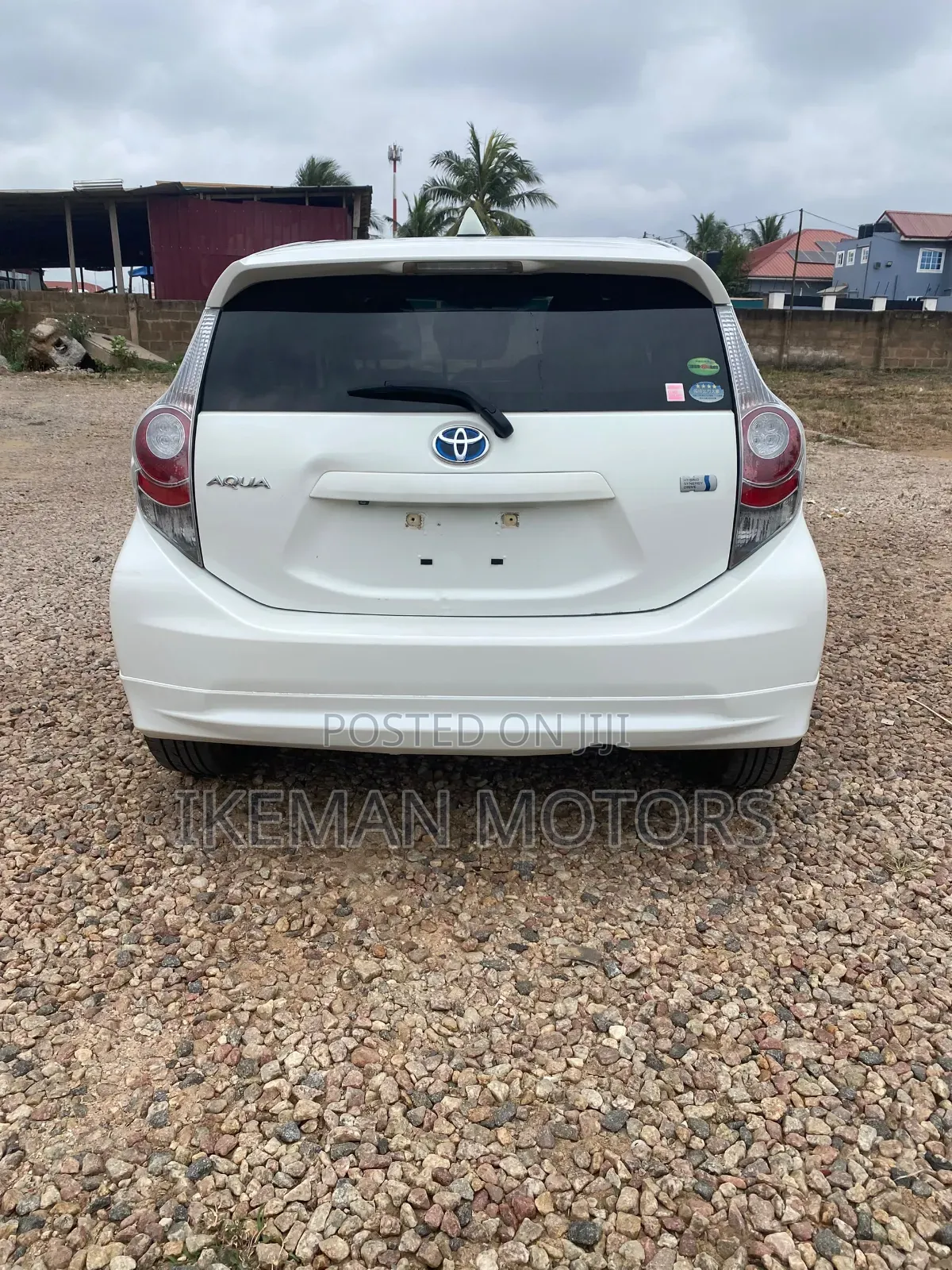 Toyota Aqua 2015 White